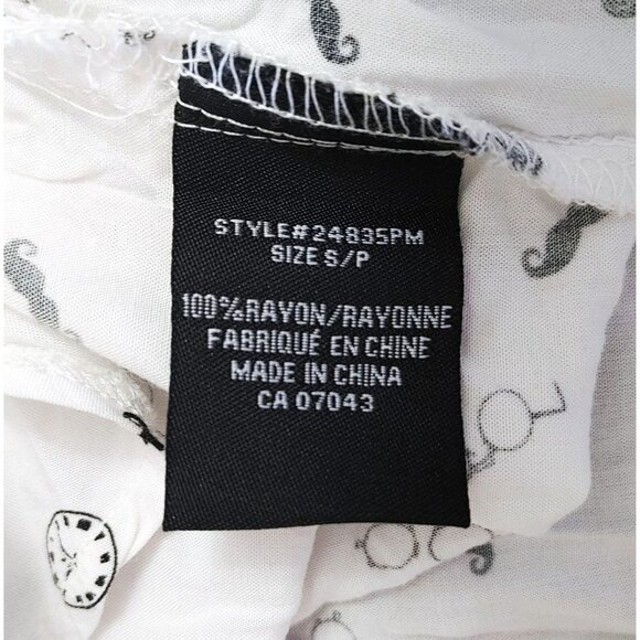 Brody Myles All Over Print 1/2 Button Up Top Size Small White 3/4 Sleeve Rayon - Picture 5 of 5